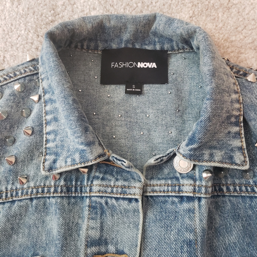 Jean jacket - Picture 4 of 7